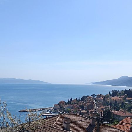 Apartamento Fenix - Stunning View, Great Location & Free Parking Opatija Exterior foto